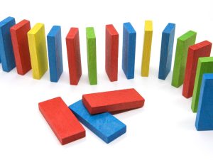 gyerekjatek-szines-fa-domino-keszlet-3